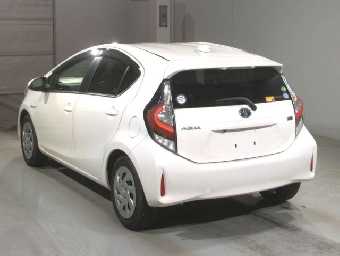 TOYOTA AQUA 2019 Image 4