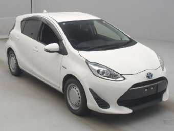 TOYOTA AQUA 2018 Image 3