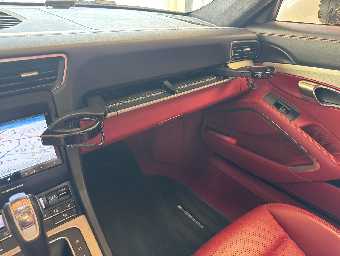 PORSCHE 911 2015 Image 38