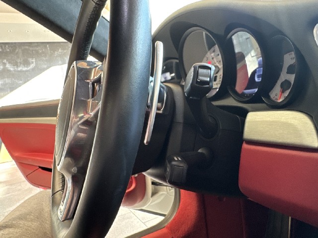 PORSCHE 911 2015 Image 49