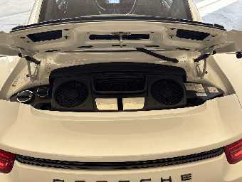 PORSCHE 911 2015 Image 49