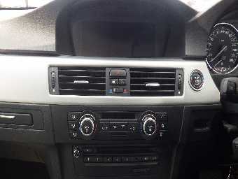 BMW 3 SERIES 2009 Image 6