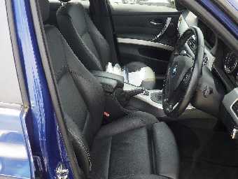 BMW 3 SERIES 2009 Image 9