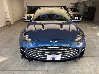ASTON MARTIN DBX 2023 Image 2