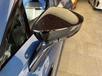 ASTON MARTIN DBX 2023 Image 28