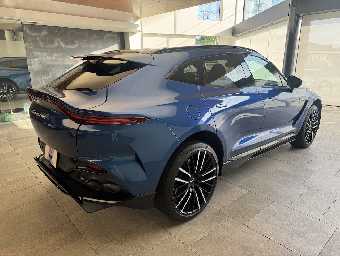 ASTON MARTIN DBX 2023 Image 5