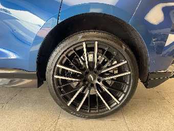 ASTON MARTIN DBX 2023 Image 36