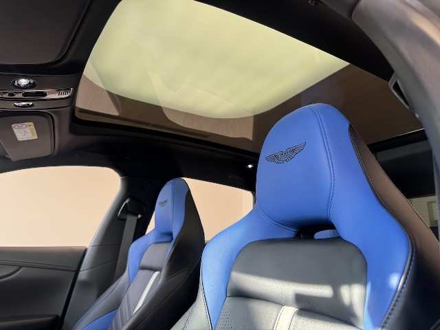 ASTON MARTIN DBX 2023 Image 57