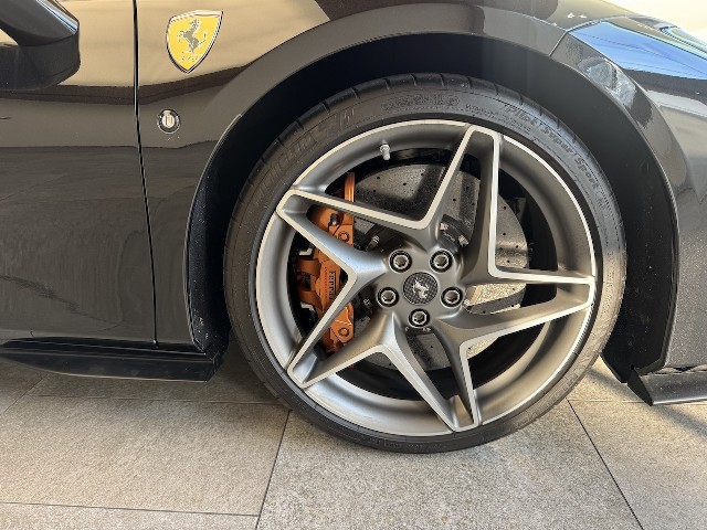 FERRARI F8 SPIDER 2020 Image 40