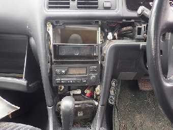 TOYOTA CRESTA 1998 Image 12