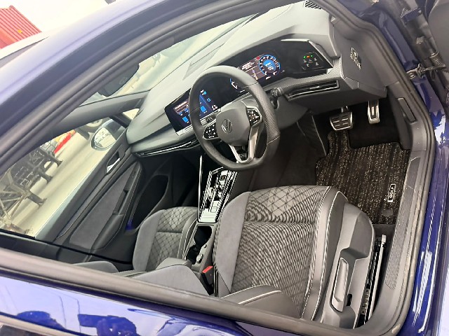 VOLKSWAGEN GOLF VARIANT 2023 Image 27