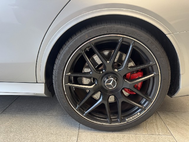 MERCEDES AMG E CLASS STATION WAGON 2018 Image 43