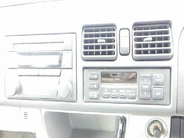 MAZDA BONGO FRIENDEE 2004 Image 27