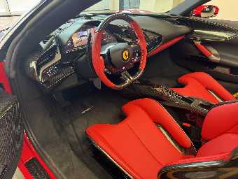 FERRARI SF90 SPIDER 2023 Image 17
