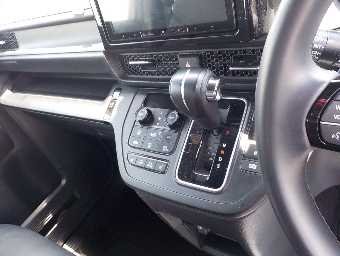 HONDA STEPWGN 2023 Image 7