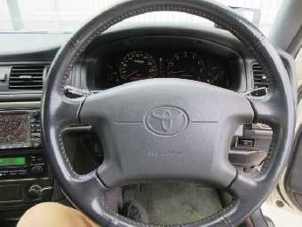 TOYOTA CRESTA 1996 Image 13