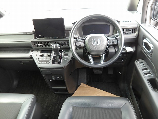 HONDA STEPWGN 2023 Image 22
