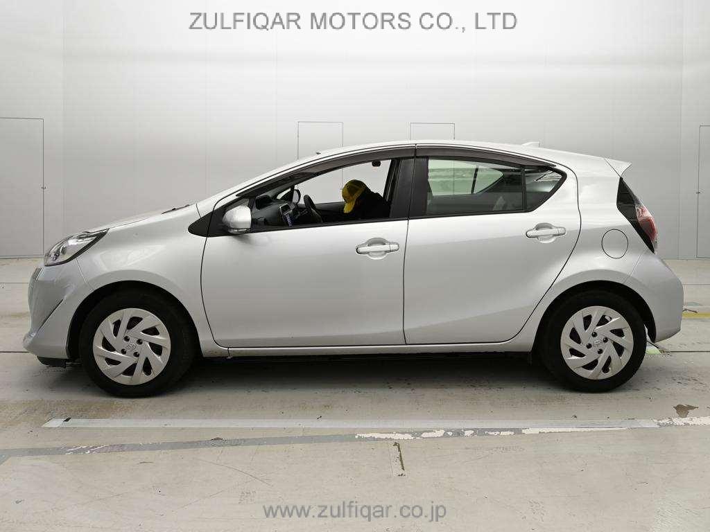 TOYOTA AQUA 2021 Image 4