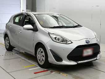 TOYOTA AQUA 2021 Image 5