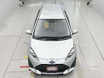 TOYOTA AQUA 2021 Image 7