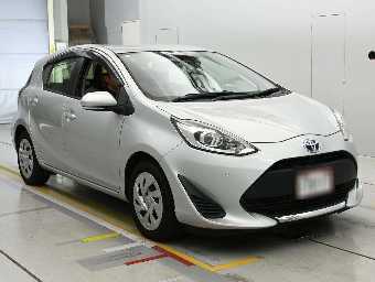 TOYOTA AQUA 2021 Image 5