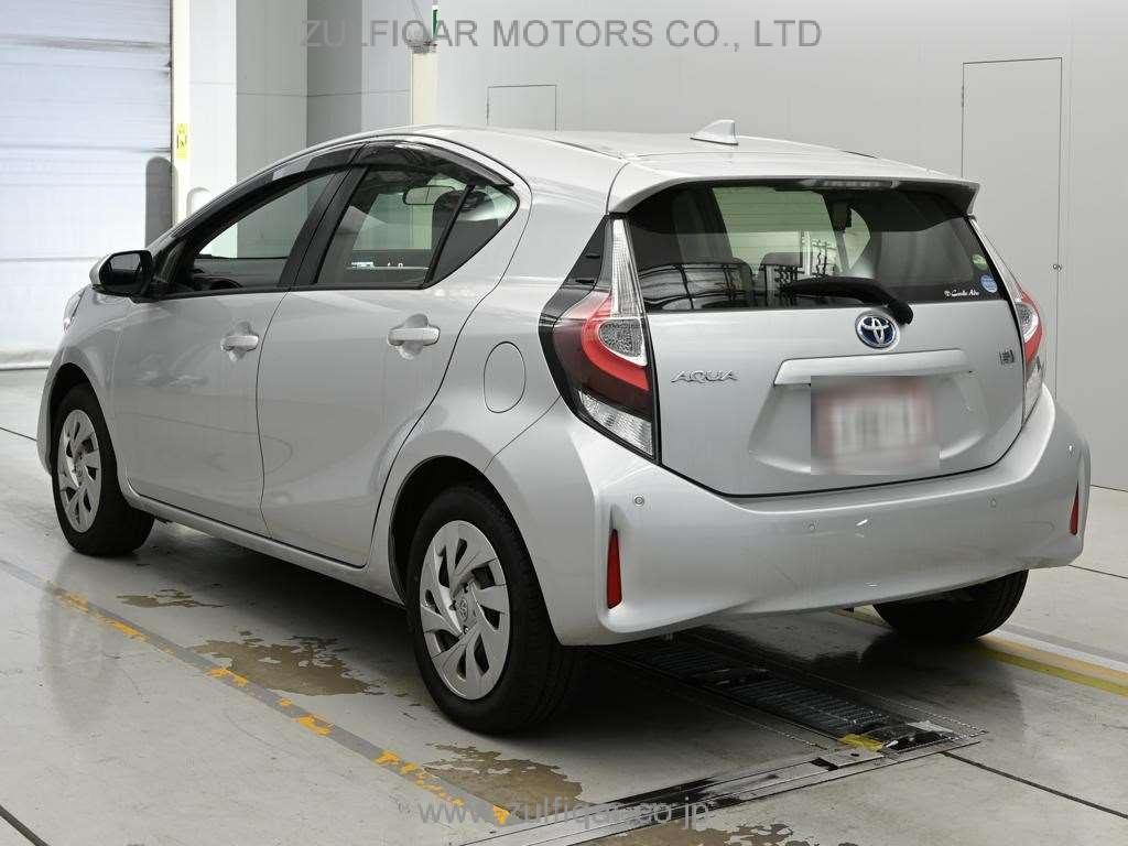 TOYOTA AQUA 2021 Image 6