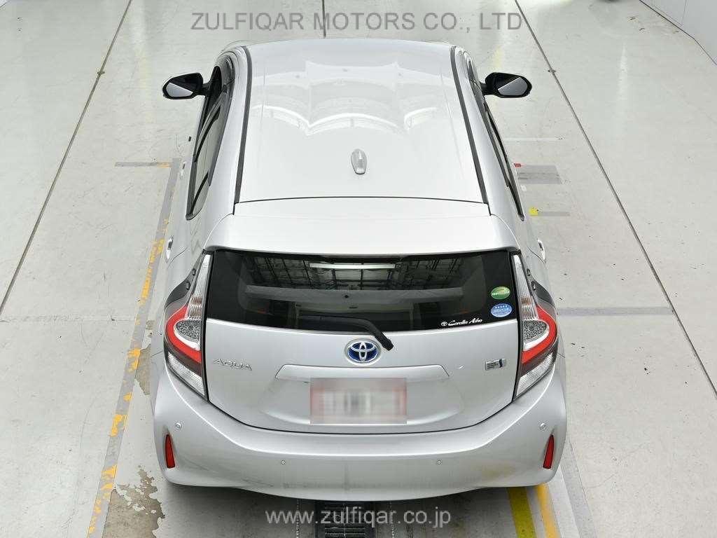 TOYOTA AQUA 2021 Image 8