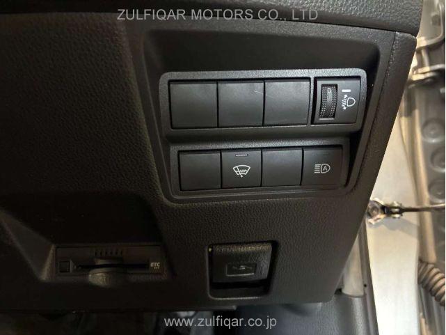 TOYOTA YARIS 2021 Image 6