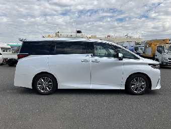 TOYOTA ALPHARD 2024 Image 3