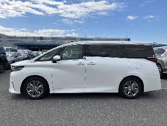 TOYOTA ALPHARD 2024 Image 4
