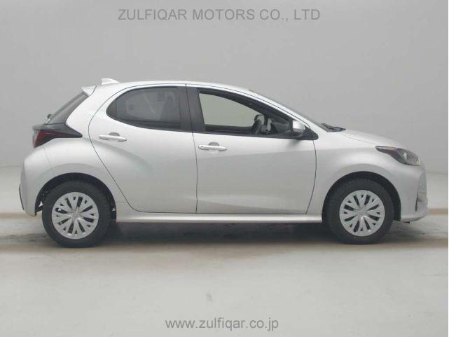 TOYOTA YARIS 2022 Image 6