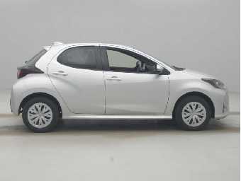 TOYOTA YARIS 2022 Image 6