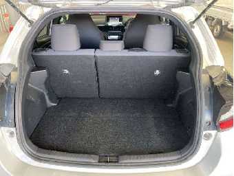 TOYOTA YARIS 2022 Image 9
