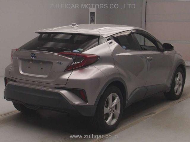 TOYOTA C-HR 2019 Image 2