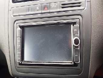 VOLKSWAGEN POLO 2014 Image 7