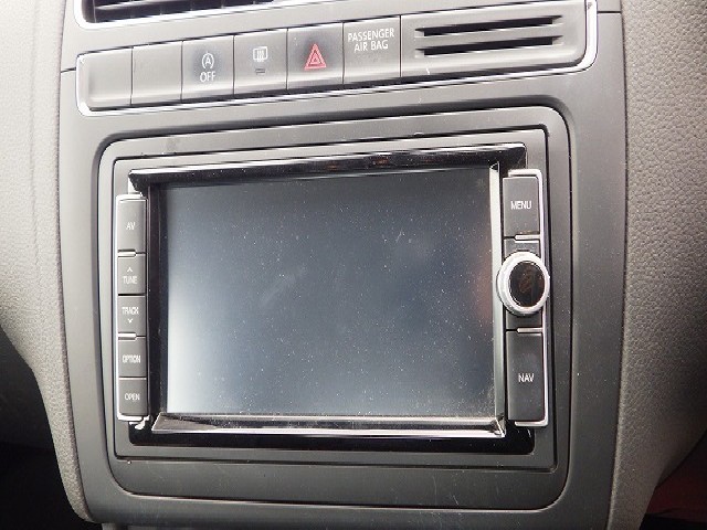 VOLKSWAGEN POLO 2014 Image 24
