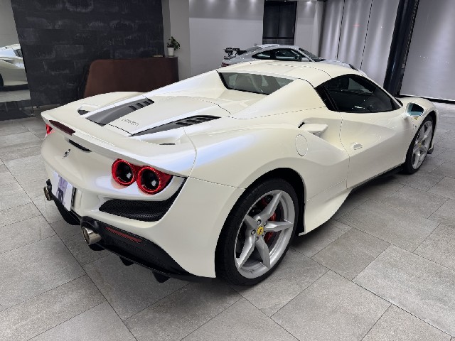 FERRARI F8 SPIDER 2022 Image 19