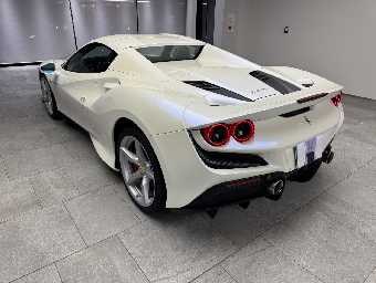 FERRARI F8 SPIDER 2022 Image 15