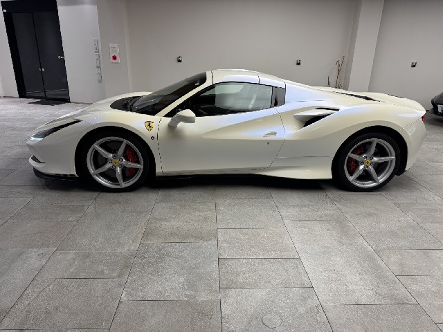 FERRARI F8 SPIDER 2022 Image 22