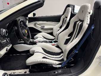 FERRARI F8 SPIDER 2022 Image 18