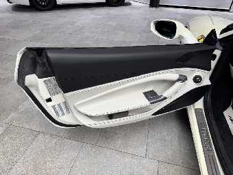 FERRARI F8 SPIDER 2022 Image 20