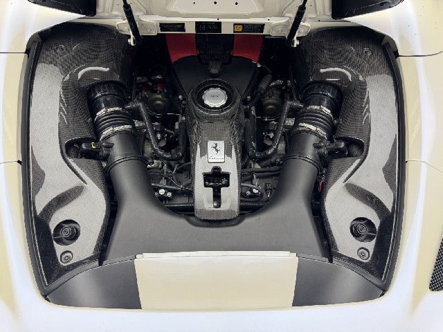FERRARI F8 SPIDER 2022 Image 65