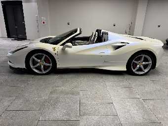 FERRARI F8 SPIDER 2022 Image 8