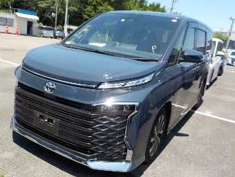 TOYOTA VOXY 2023 Image 2