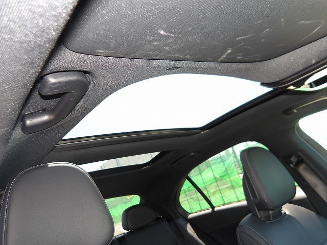 MERCEDES BENZ C CLASS 2023 Image 21