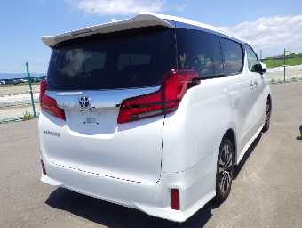 TOYOTA ALPHARD 2023 Image 4