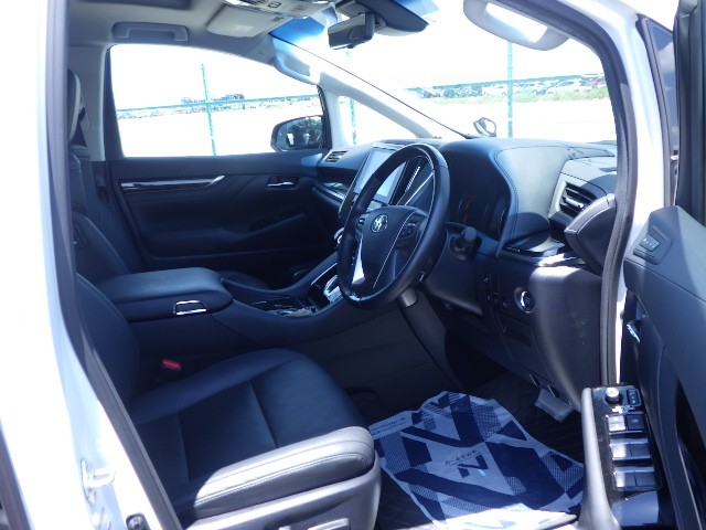 TOYOTA ALPHARD 2023 Image 39