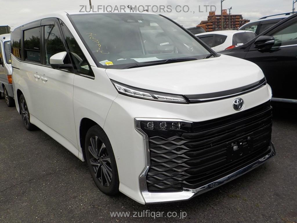 TOYOTA VOXY 2022 Image 1