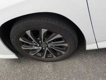 TOYOTA VOXY 2022 Image 12