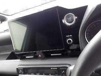 TOYOTA VOXY 2022 Image 6